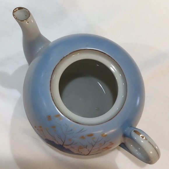Japan Landscape winter farm theme hand painted vintage teapot EUC - Picture 2 of 7